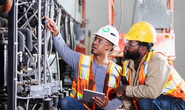Best Circuit Breaker Repair  in Falfurrias, TX
